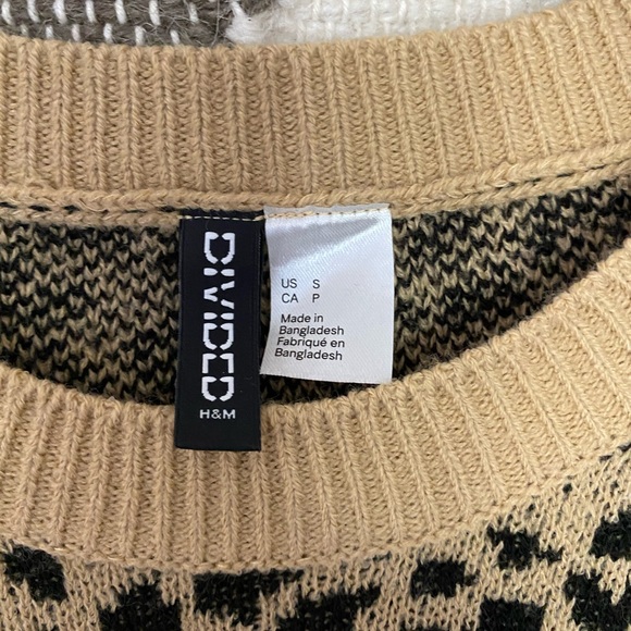 H&M Divided Leopard Sweater size small - Picture 5 of 5